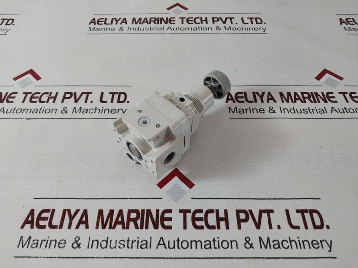 Smc Ir2010-02-a Precision Pressure Reducing Valve 0.01~0.4 Mpa