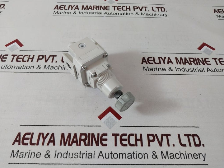 Smc Ir2010-02-a Precision Pressure Reducing Valve 0.01~0.4 Mpa