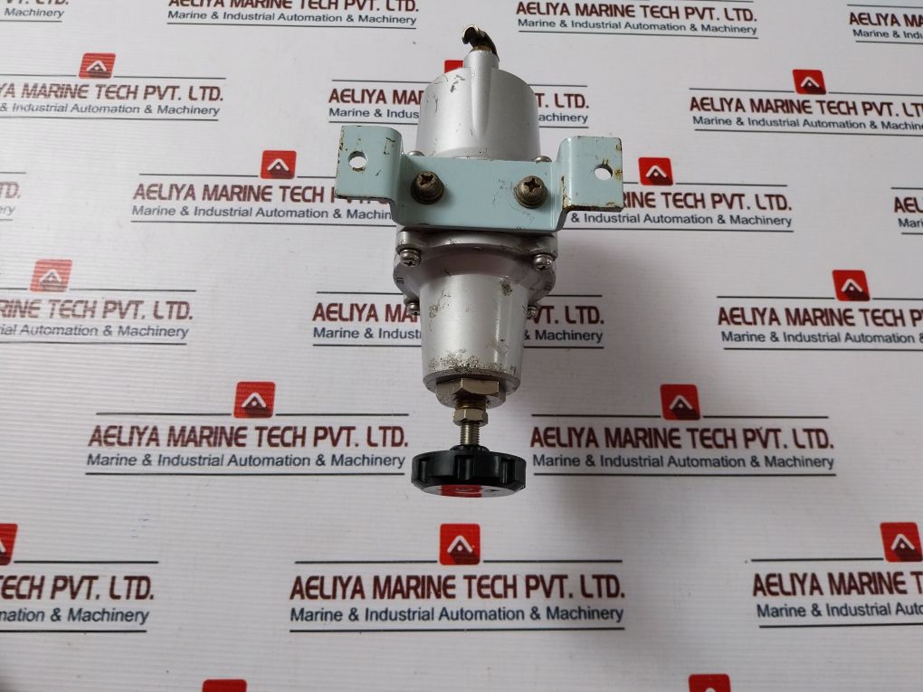 Smc Iw212-02G Filter Regulator 0.02~0.2 Mpa