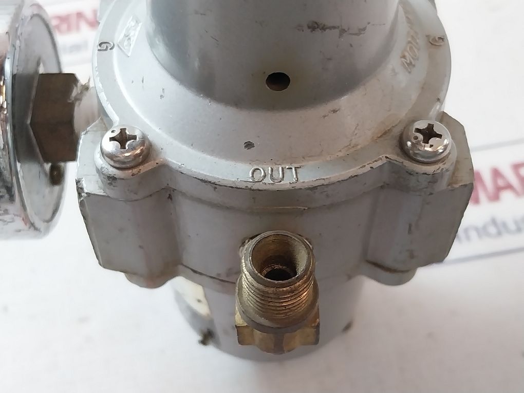 Smc Iw215 Pressure Regulator 10 Kg/Cm2 Max