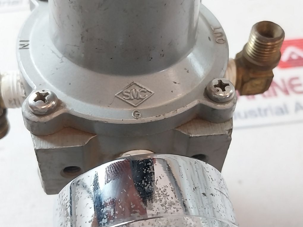 Smc Iw215 Pressure Regulator 10 Kg/Cm2 Max