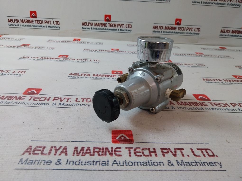 Smc Iw215 Pressure Regulator 10 Kg/Cm2 Max