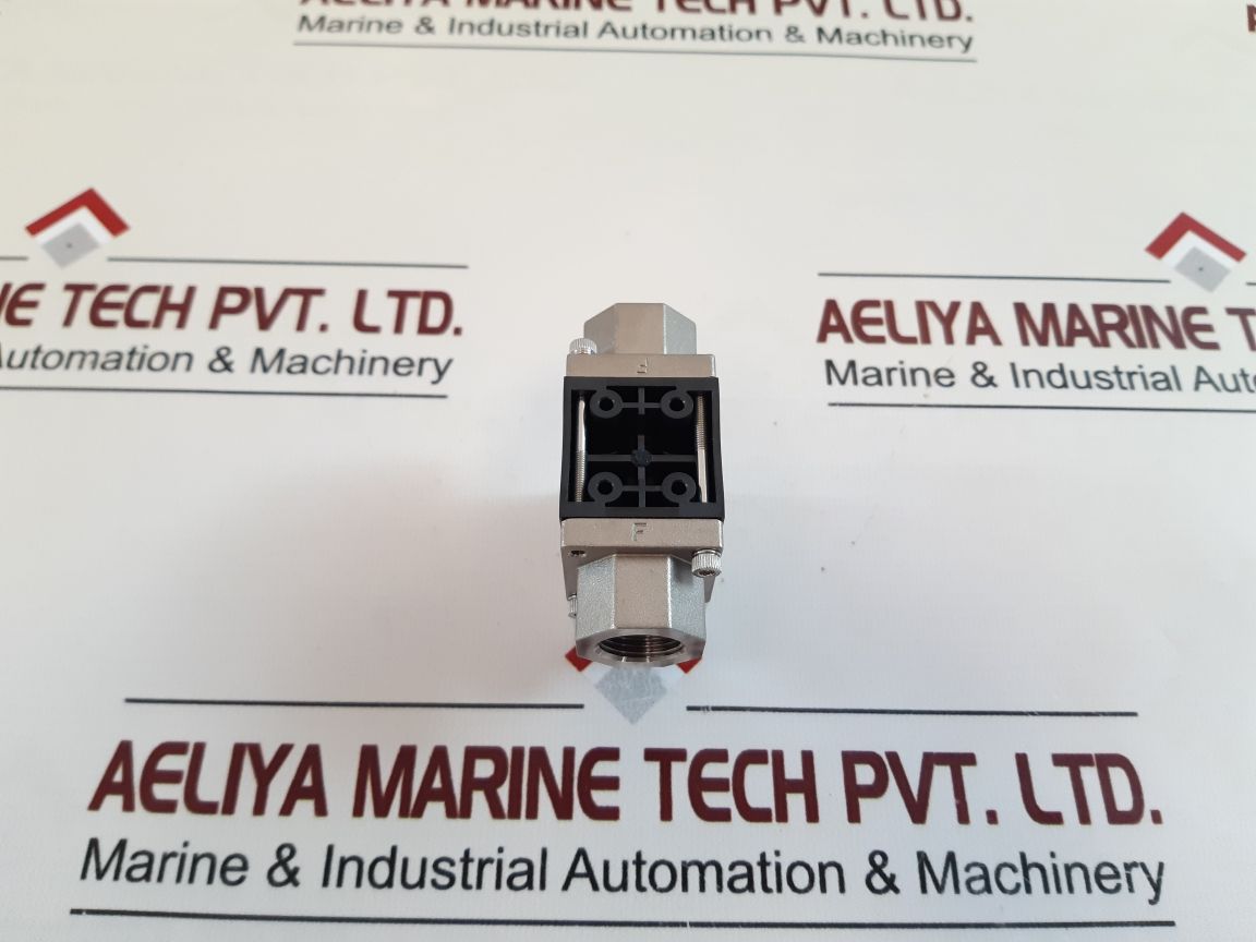 Smc Pf3W704-f03-f-m-x648 Digital Flow Switch