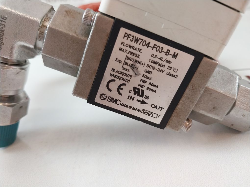 Smc Pf3W704-f03-b-m Flow Switch For Water