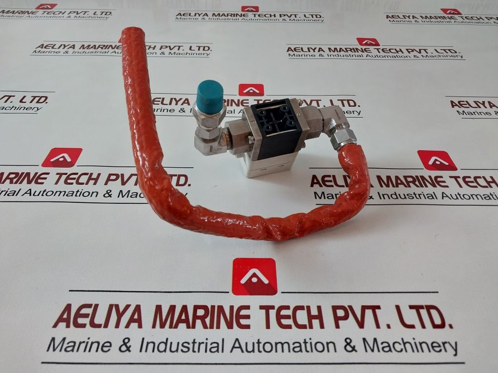 Smc Pf3W704-f03-b-m Flow Switch For Water