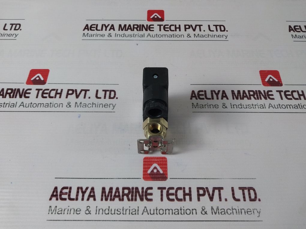 Smc I-vcw21-5D-5-02-f 2 Port Solenoid Valve Dc 24V