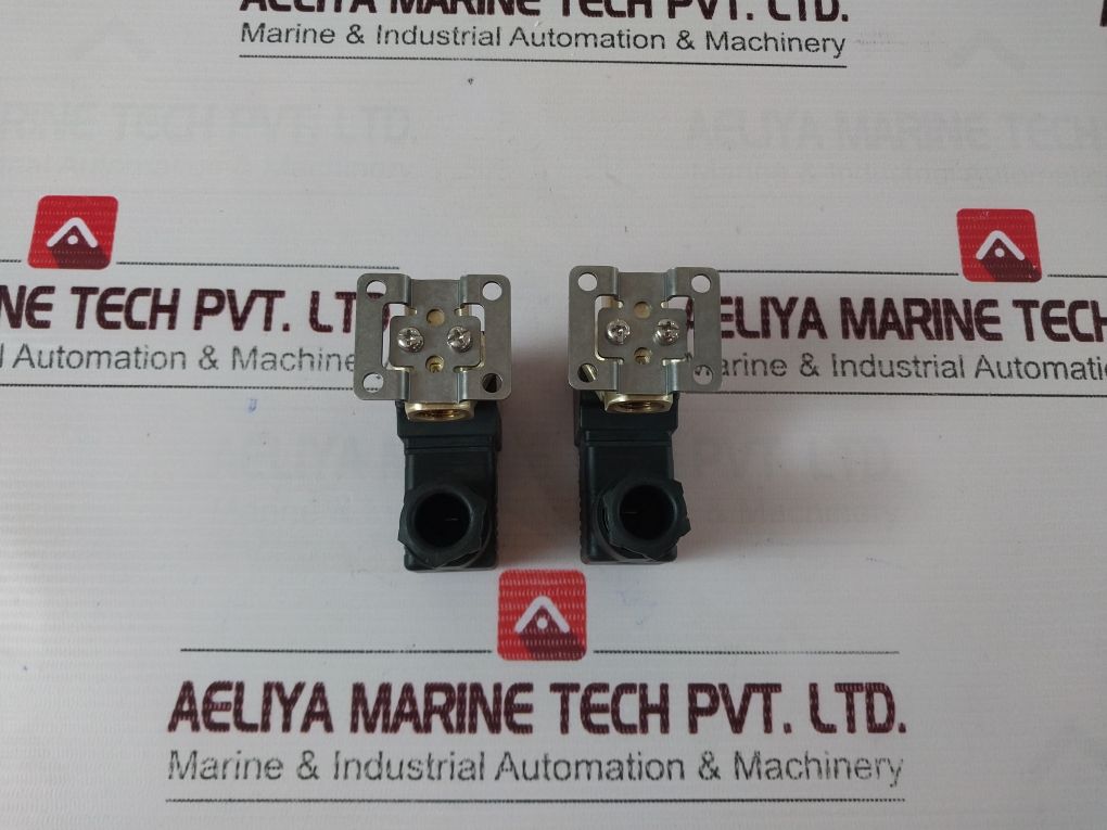 Smc I-vcw21-5D-5-02-f Solenoid Valve Dc24 V 0.3 Mpa