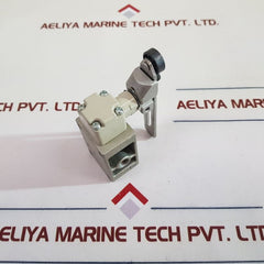 Smc Vm830-01-13 Machine Control Valve Max. Pr. 1.0 Mpa