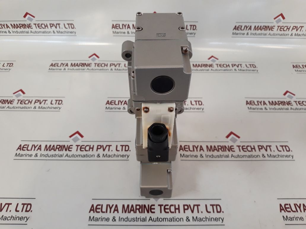 Smc Vp4450-033D Solenoid Valve