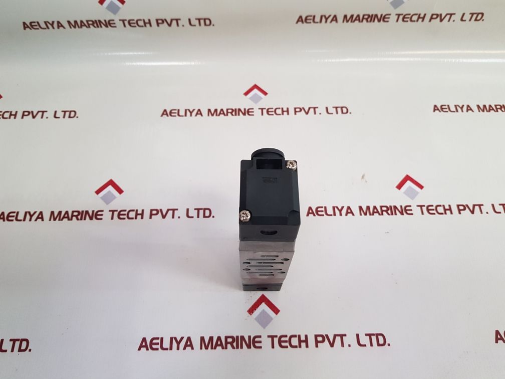 Smc Vp7-6-fig-d-3Z Solenoid Valve