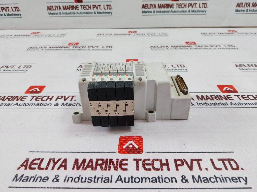 Smc Vqc1-lok006 Valve Terminal With 5 Solenoid Valves
