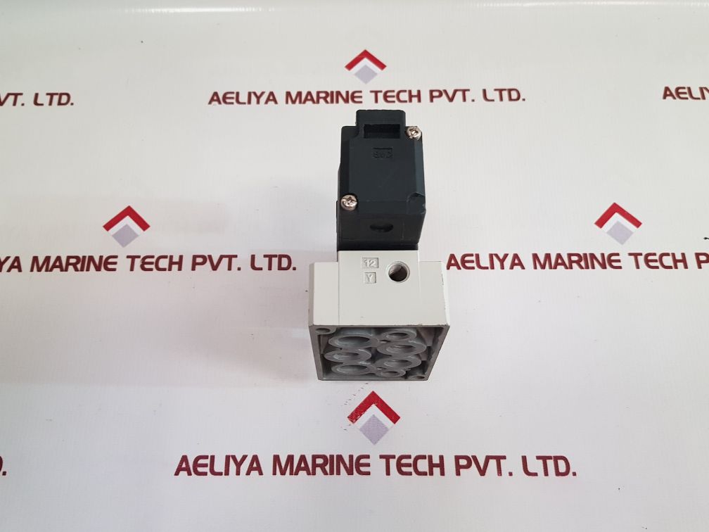 Smc Vs7-6-fg-d-3Z Solenoid Valve