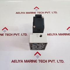 Smc Vs7-6-fg-d-3Z Solenoid Valve