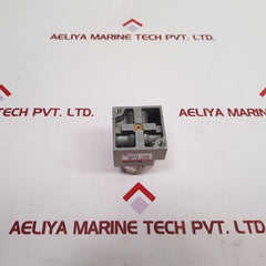 Smc Vta315-02 Air Operated Valve
