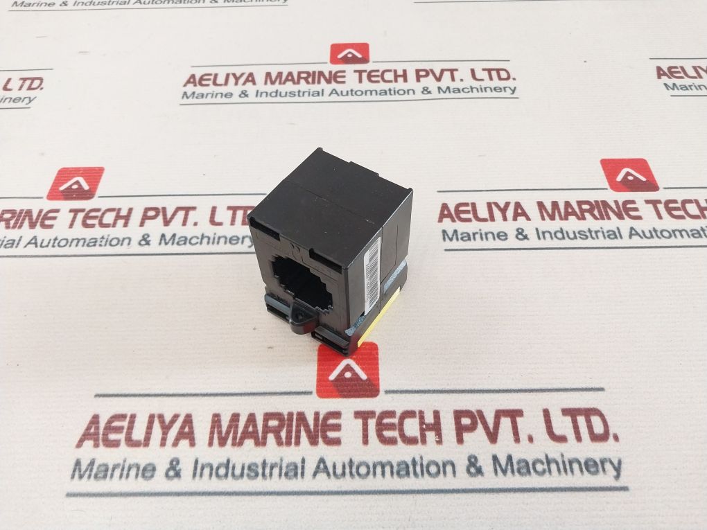 Socomec Tcb 28-30 Current Transformer 100/5A