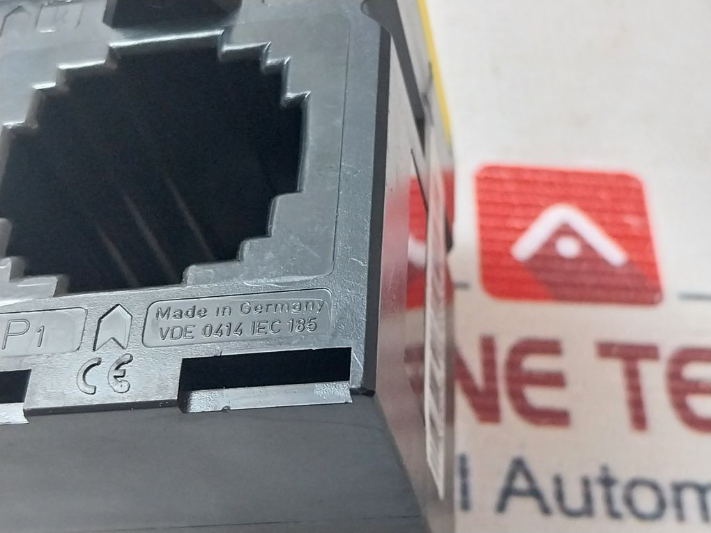 Socomec Tcb 28-30 Current Transformer 200A