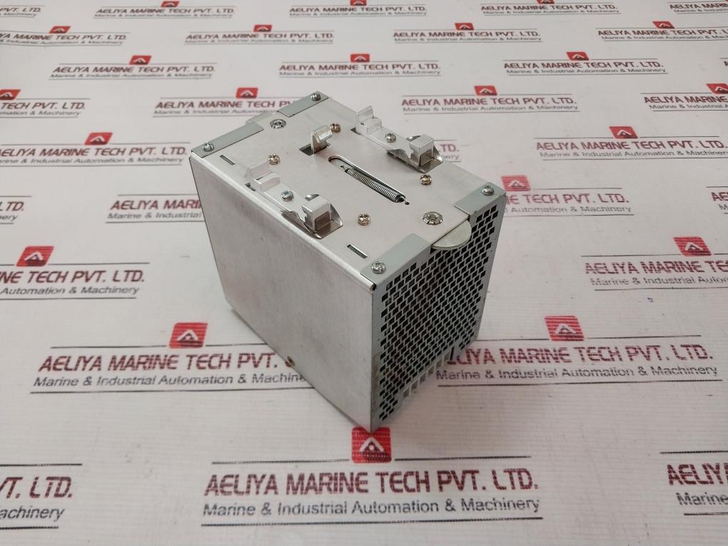 Sola Sdn 10-24-100P Power Supply 24Vdc/10A 50/60Hz