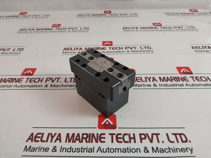 Sommer Automatic Gp 410 NC Pneumatic Parallel Gripper 03208