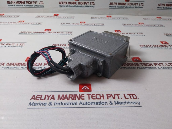 Sor 11V2-ef45-n4-c2A-c4 Pressure Switch 5A