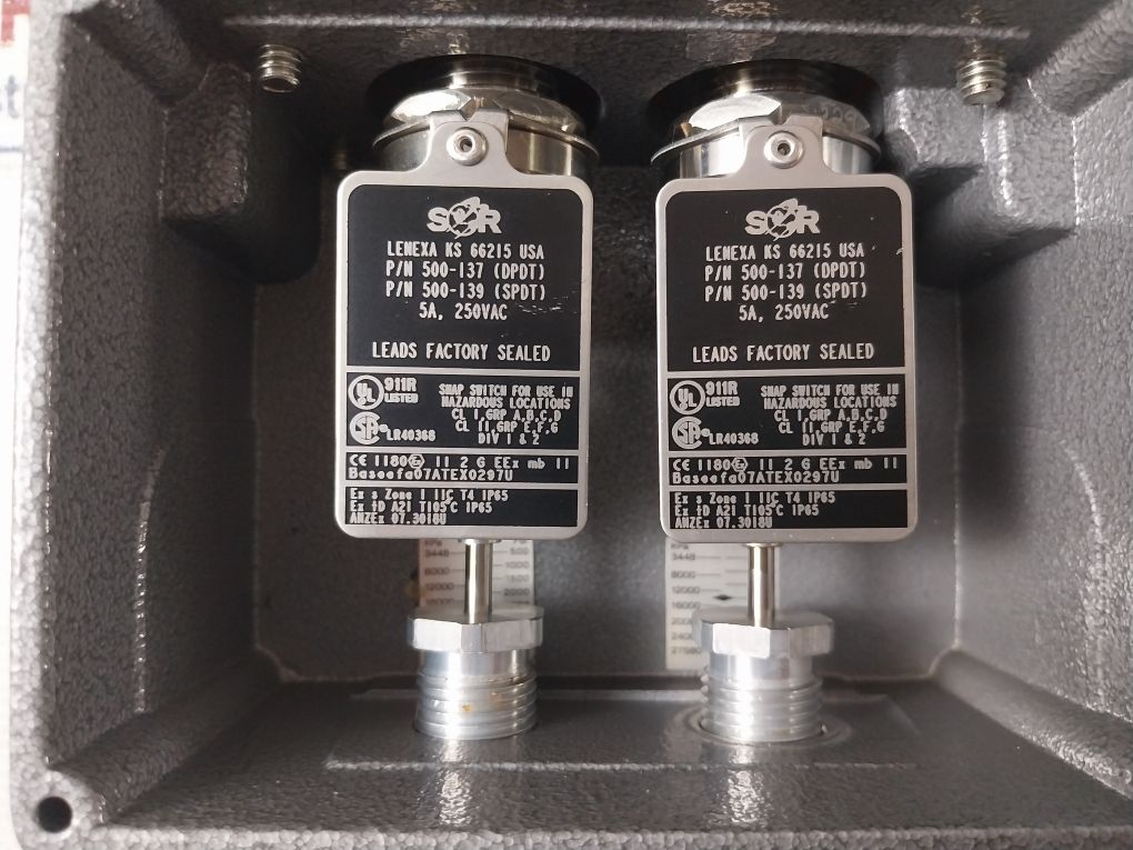 Sor 11V2-ef45-n4-c2A-c4 Pressure Switch 5A