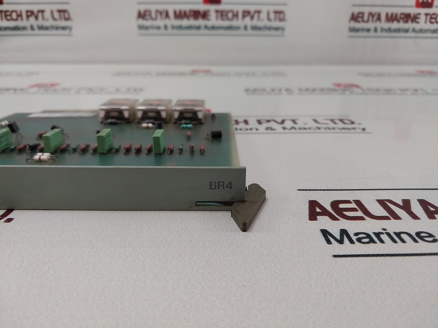 Soren T. Lyngso 21388600 V01 Buffered Relay Board 504603