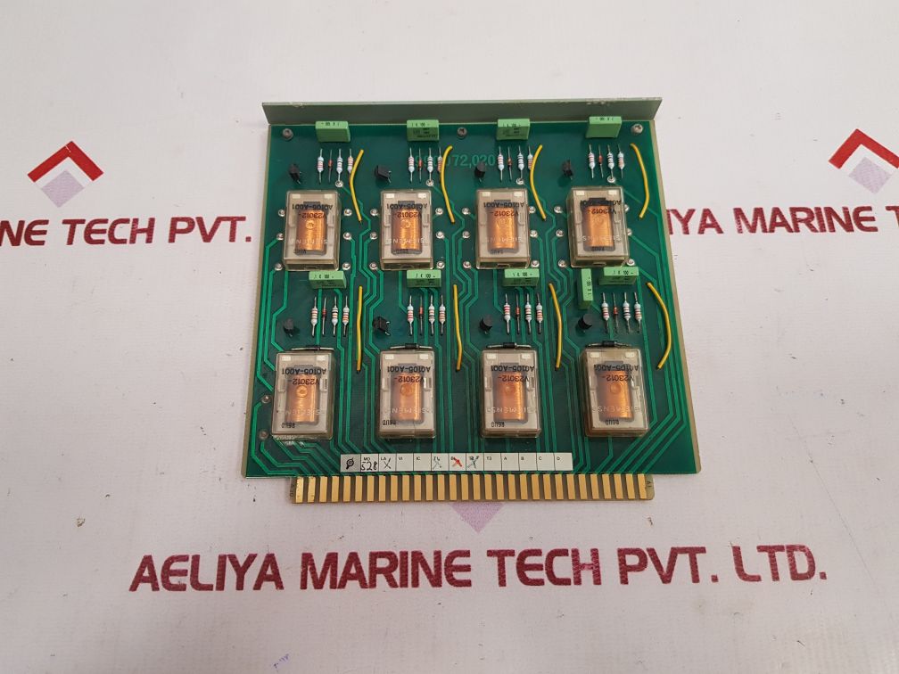 Soren T. Lyngso 99007100 V01 Buffered Relay Board Used
