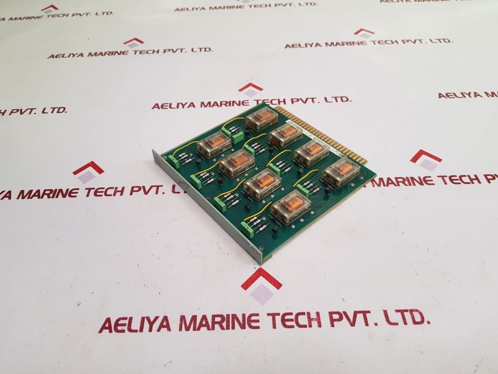 Soren T. Lyngso 99007100 V01 Buffered Relay Board Used