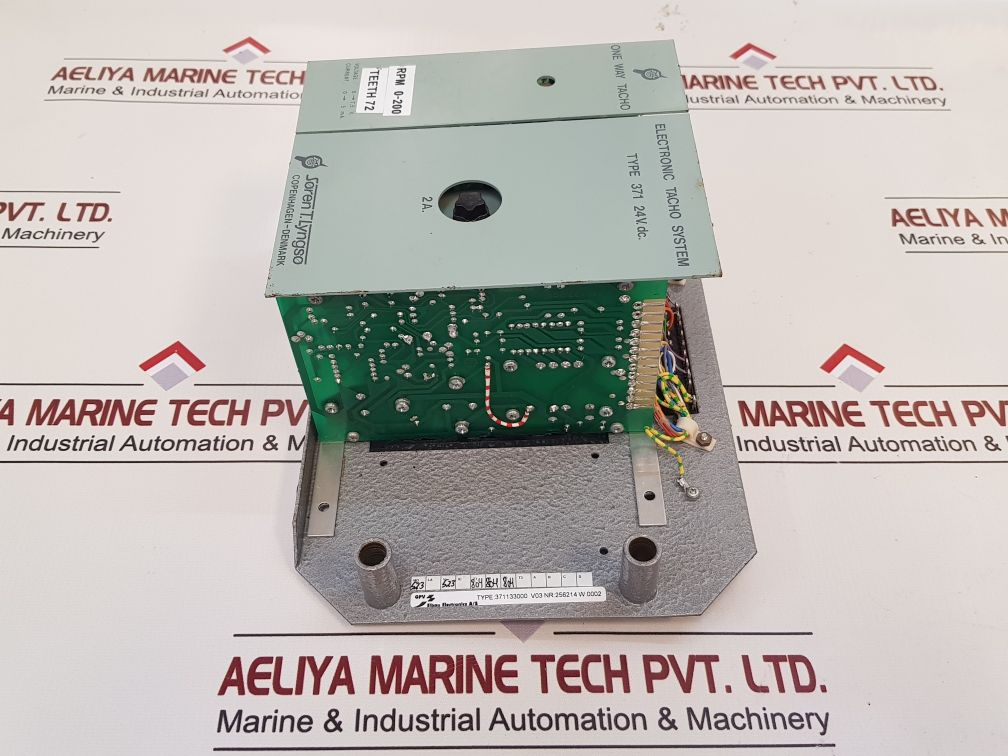 Soren T.Lyngso 371 24V.Dc. Electronic Tacho System 371133000 V03