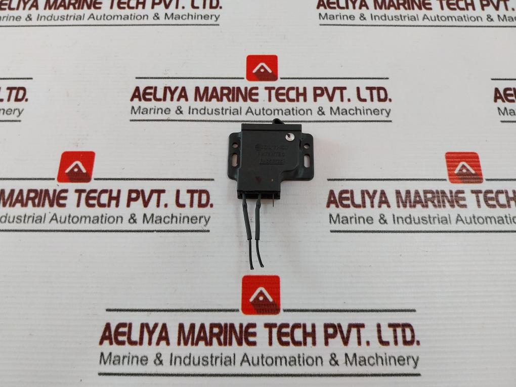 Southco Pa66Gf25 Side Mount Grabber Latch Catch