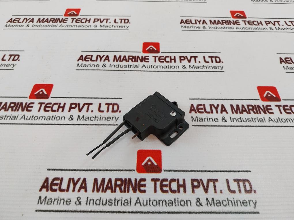 Southco Pa66Gf25 Side Mount Grabber Latch Catch