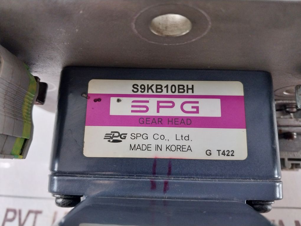 Spg S9Kb10Bh Gear Head With S9R40Gch-tce Reversible Motor