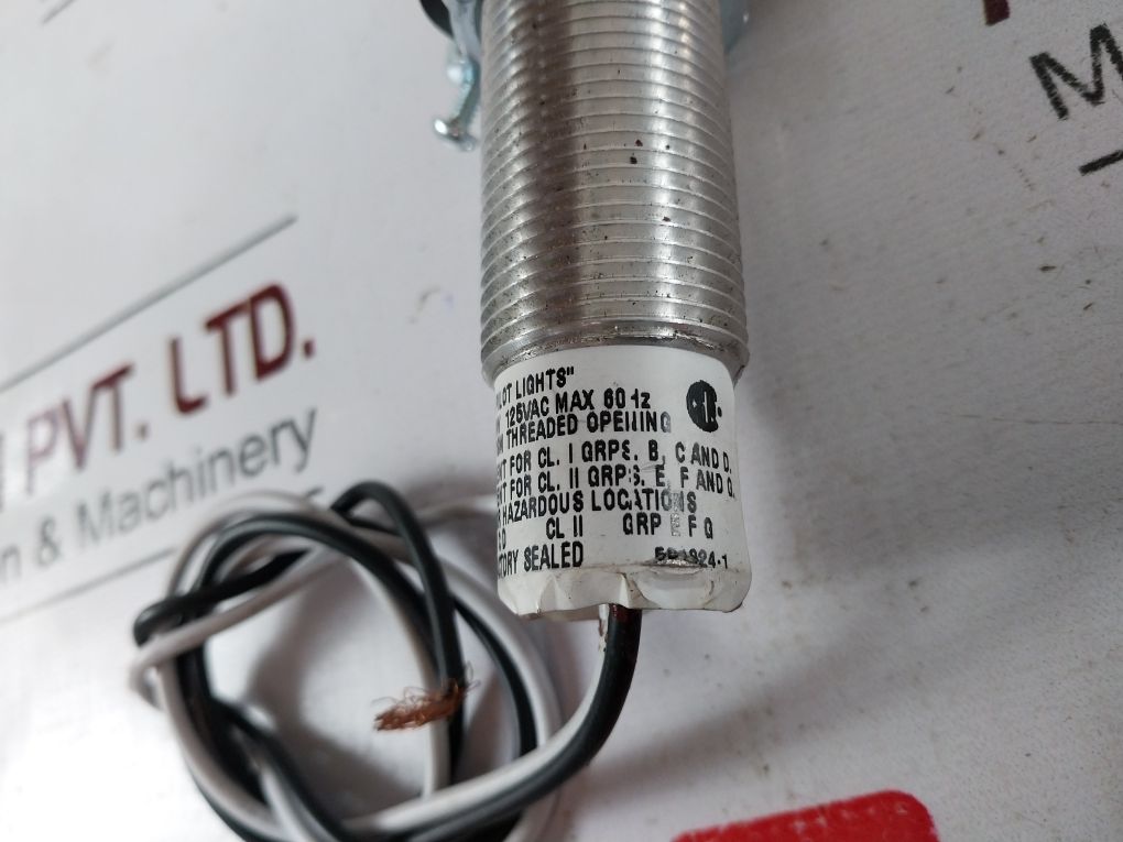 Appleton 6S6 6W 125Vac Max 60 Hz Aluminum Pilot Light Free Shipping