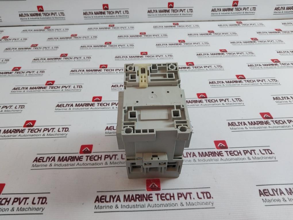 Sprecher+Schuh Ca7-97-00 Contactor 480V 60Hz