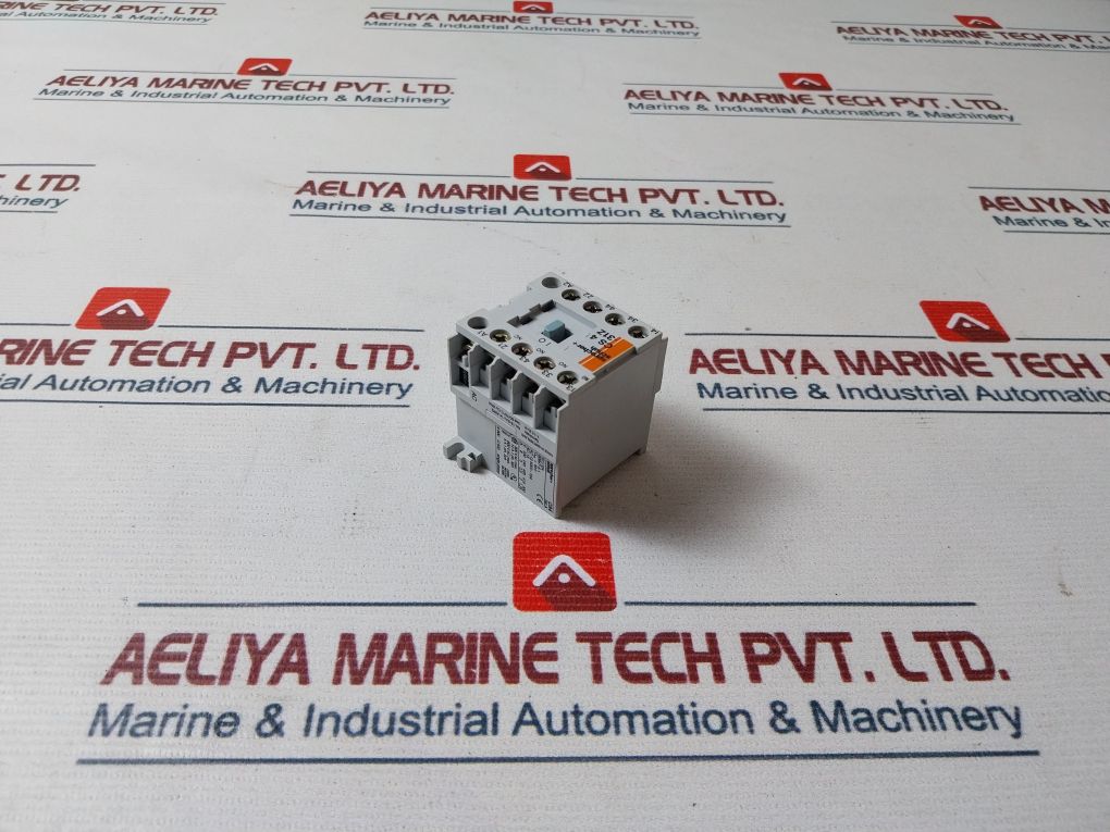 Sprecher + Schuh Cs 4-31Z Relay Auxiliary Contactor