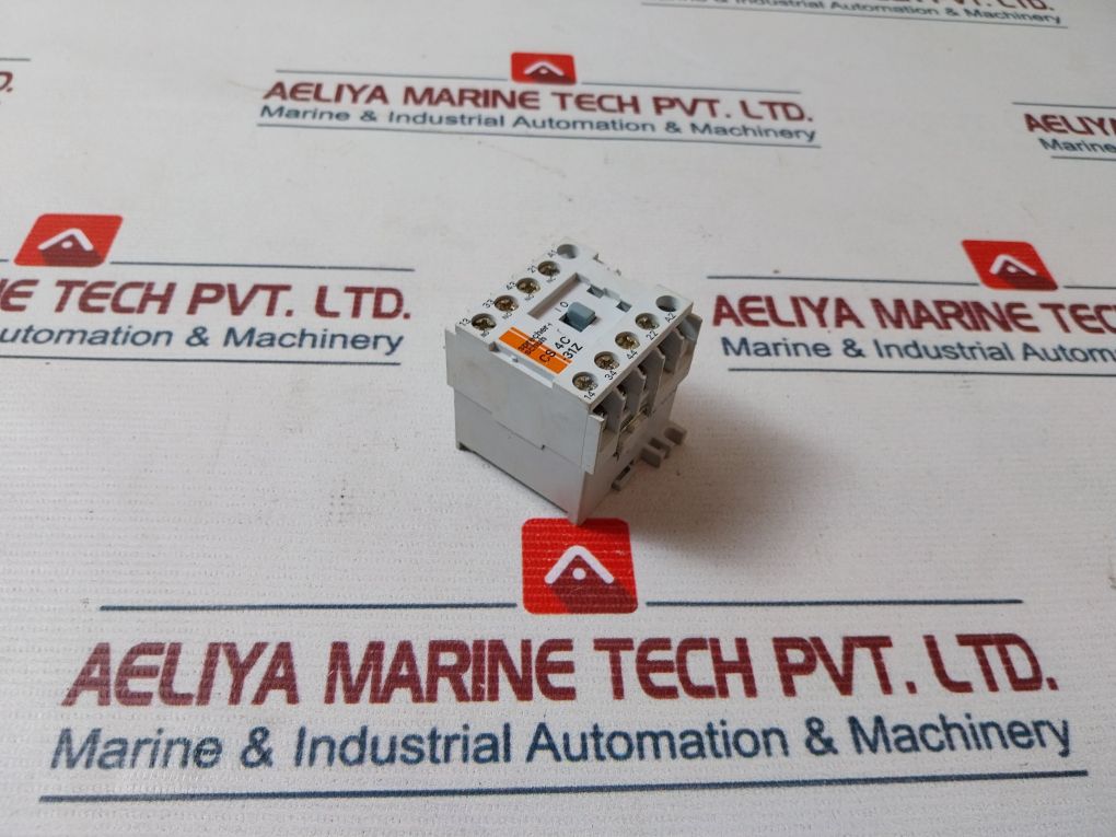 Sprecher + Schuh Cs 4C-31Z Relay Auxiliary Contactor