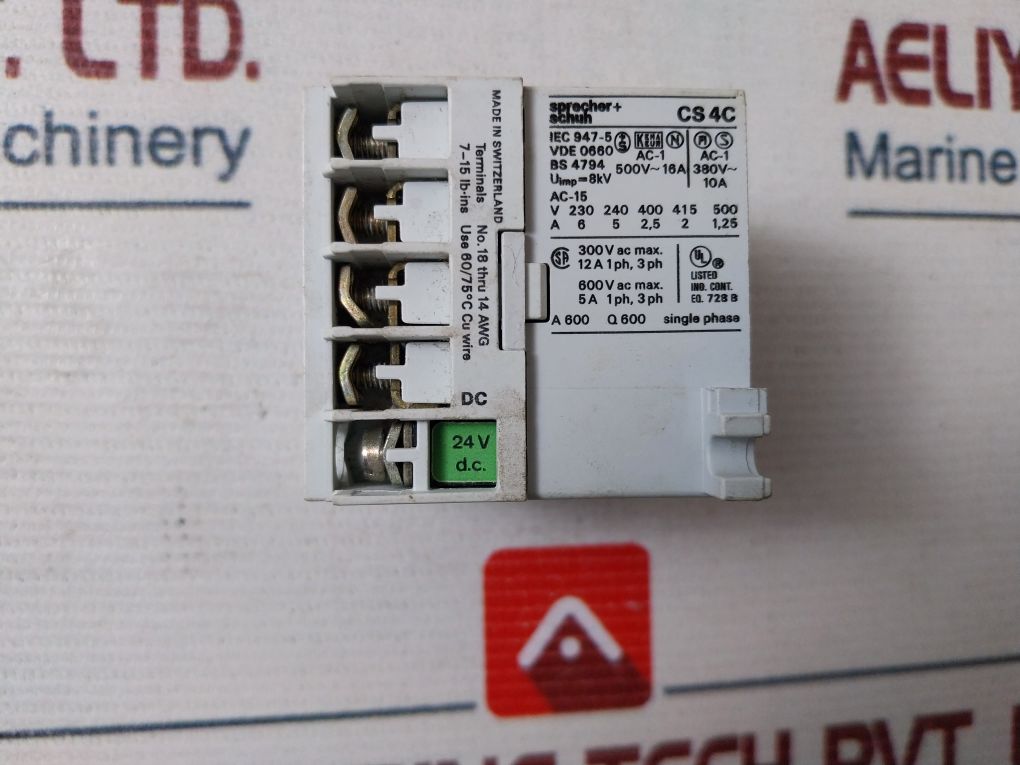 Sprecher + Schuh Cs 4C-31Z Relay Auxiliary Contactor