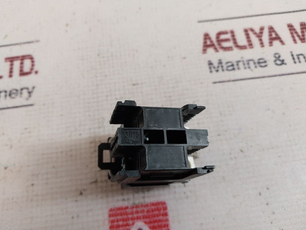 Square D 9001-dfsn Lamp Holder 250V 2W