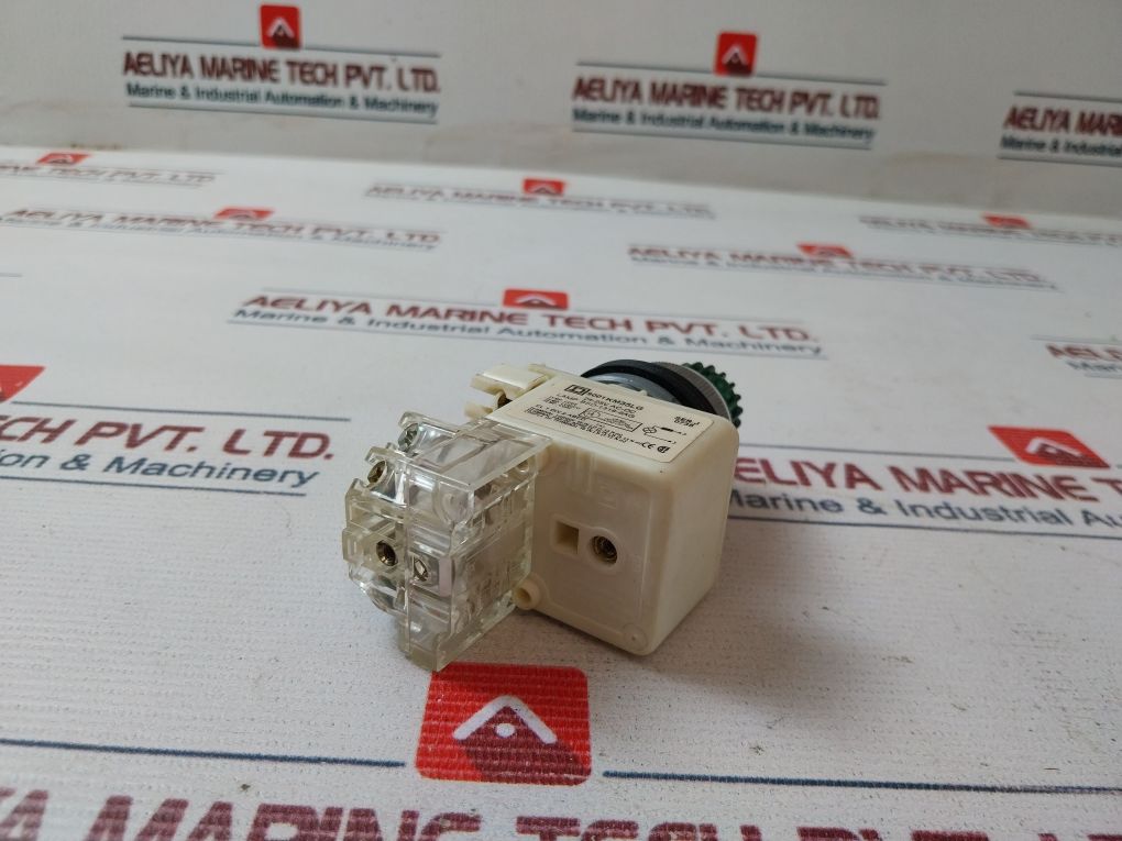 Square D 9001K3L35Lggh13 Illuminated Pushbutton 9C0740600001