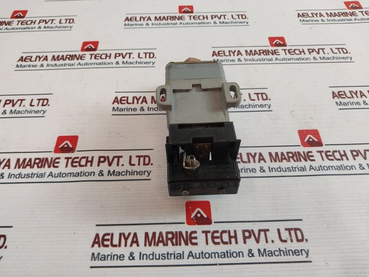 Square D 9012 Micro Pressure Switch 3-150 Psig 475 Psig