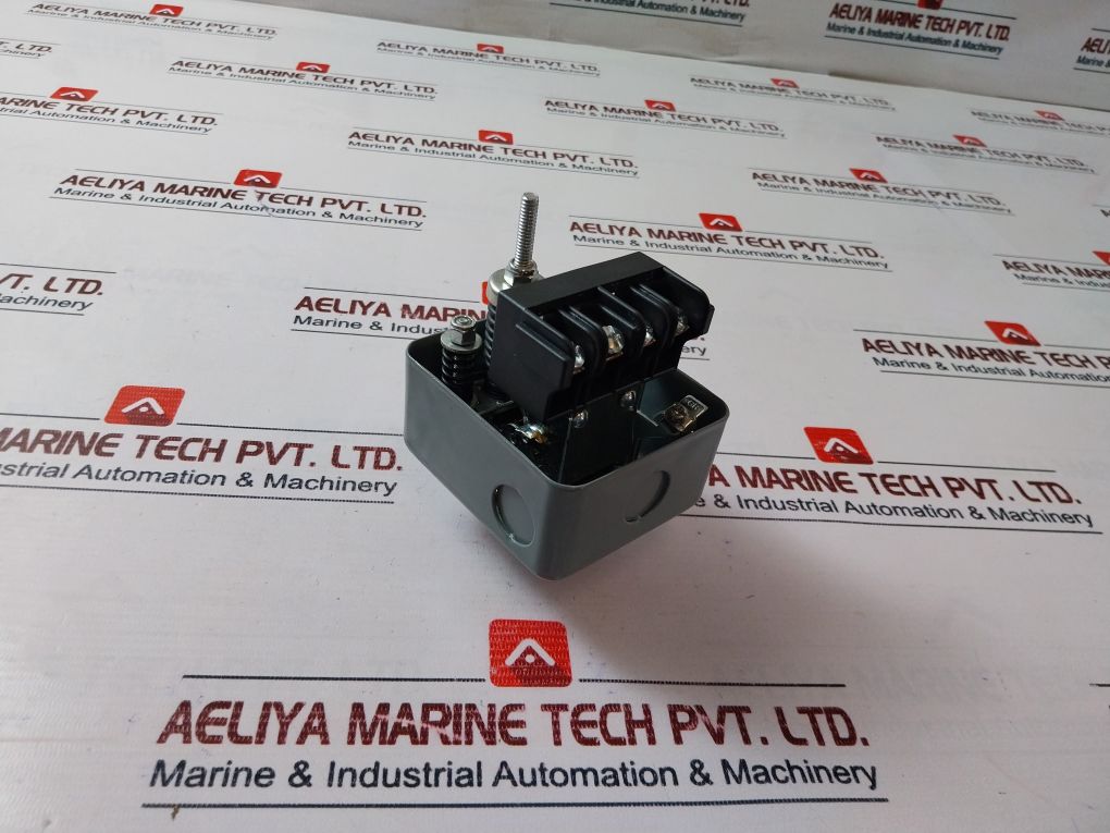Square D 9013Ghg1S8J54 2-pole Pressure Switch