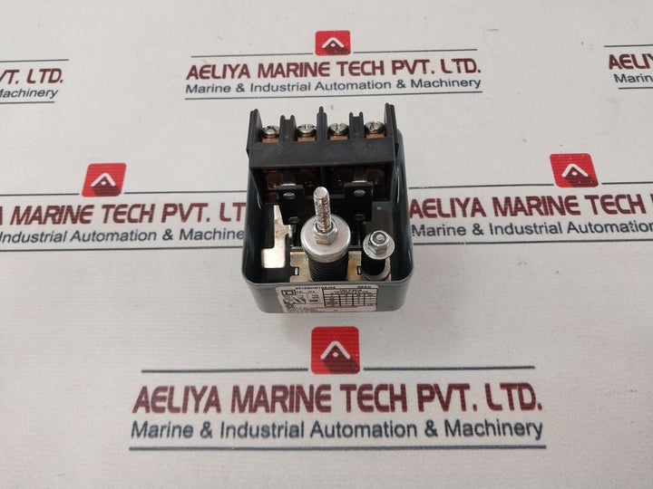 Square D 9013Ghg1S8J54 Pressure Switch 110 Psi 2 Pole