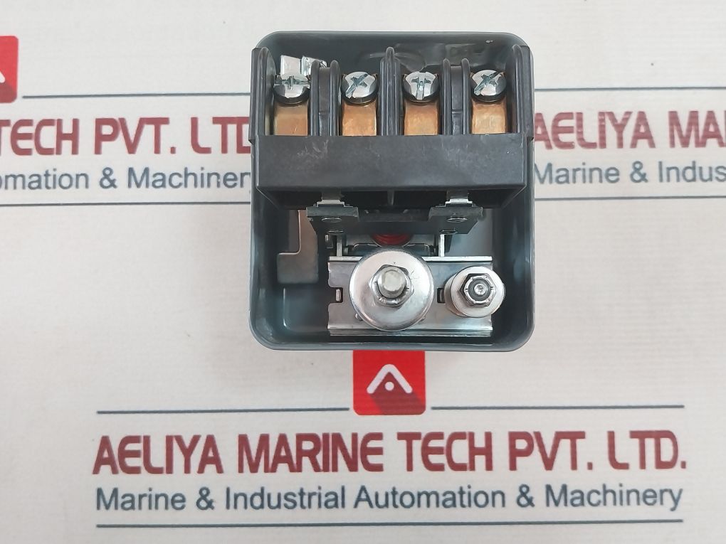Square D 9013Ghg1S8J54 Ser C Pressure Switch