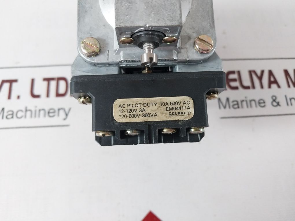Square D 9050 Ao20E Pneumatic Timing Relay