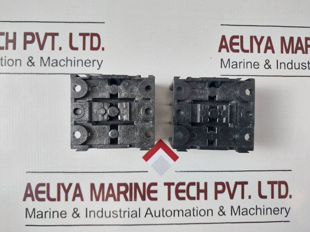 Square D 9080 Lba361101 Ser. C Miniature Distribution Block 115A