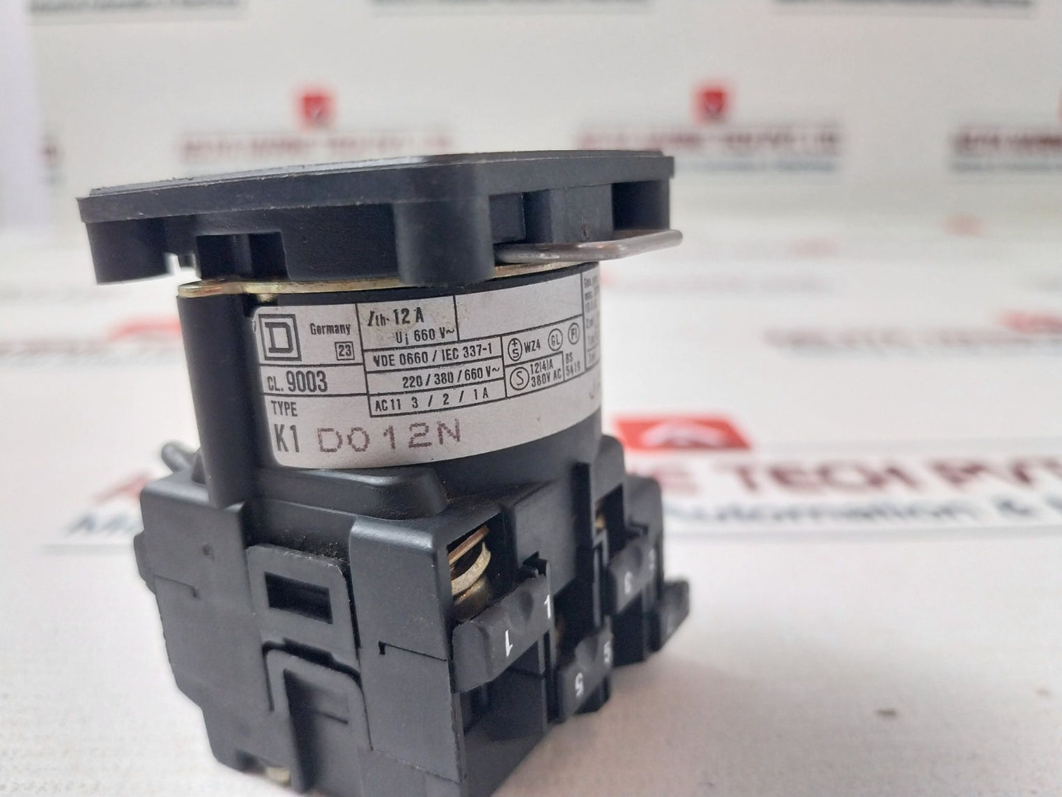 Square D Cl.9003 Contact Block