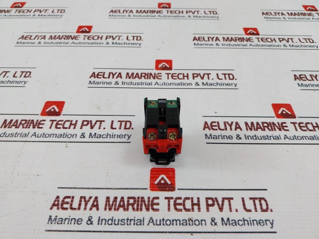 Square D Da11 Contact Block 220/380/500V~8/6/4A