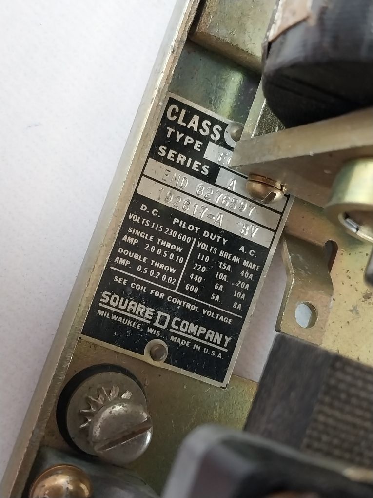 Square D Class 9050 Pneumatic Timing Relay Eq-1996