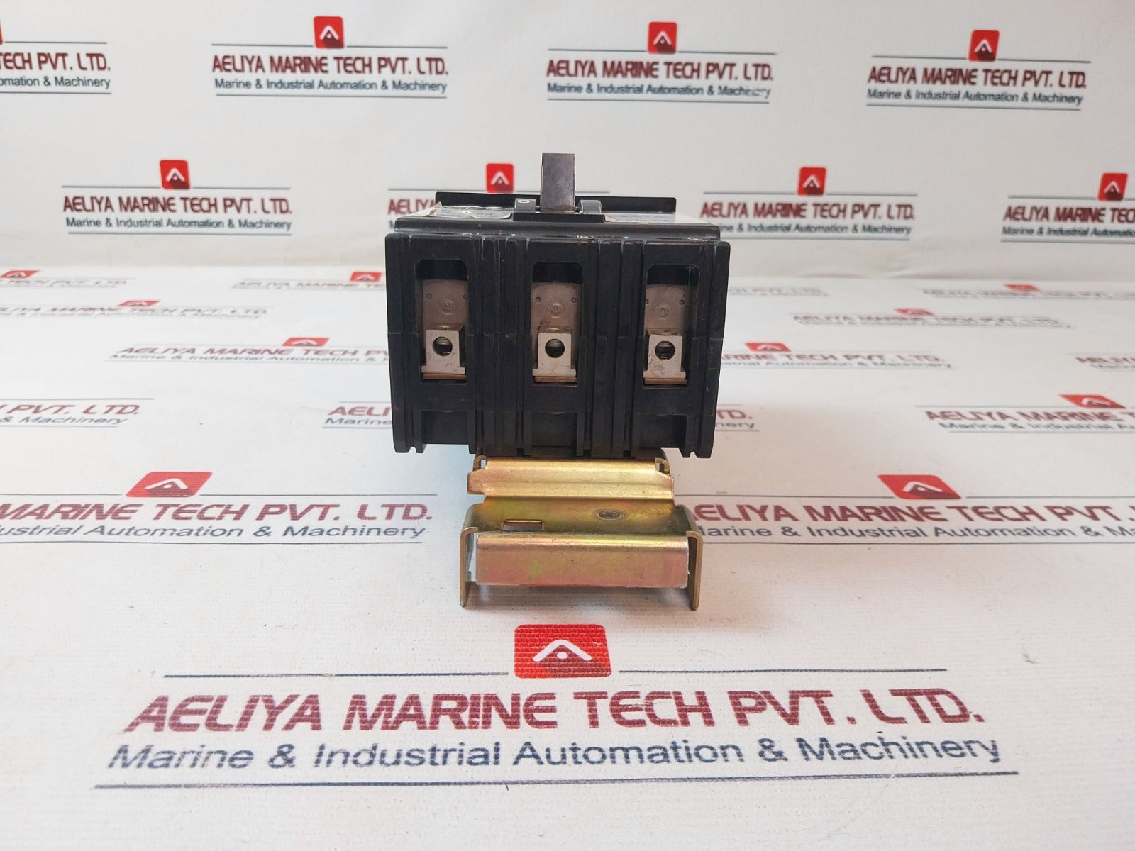 Square D Fh36030 Circuit Breaker 30A 600V