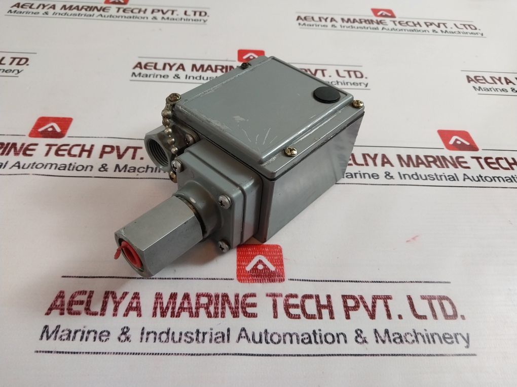 Square D Gcwm-3 Pressure Switch 12-386 Bar