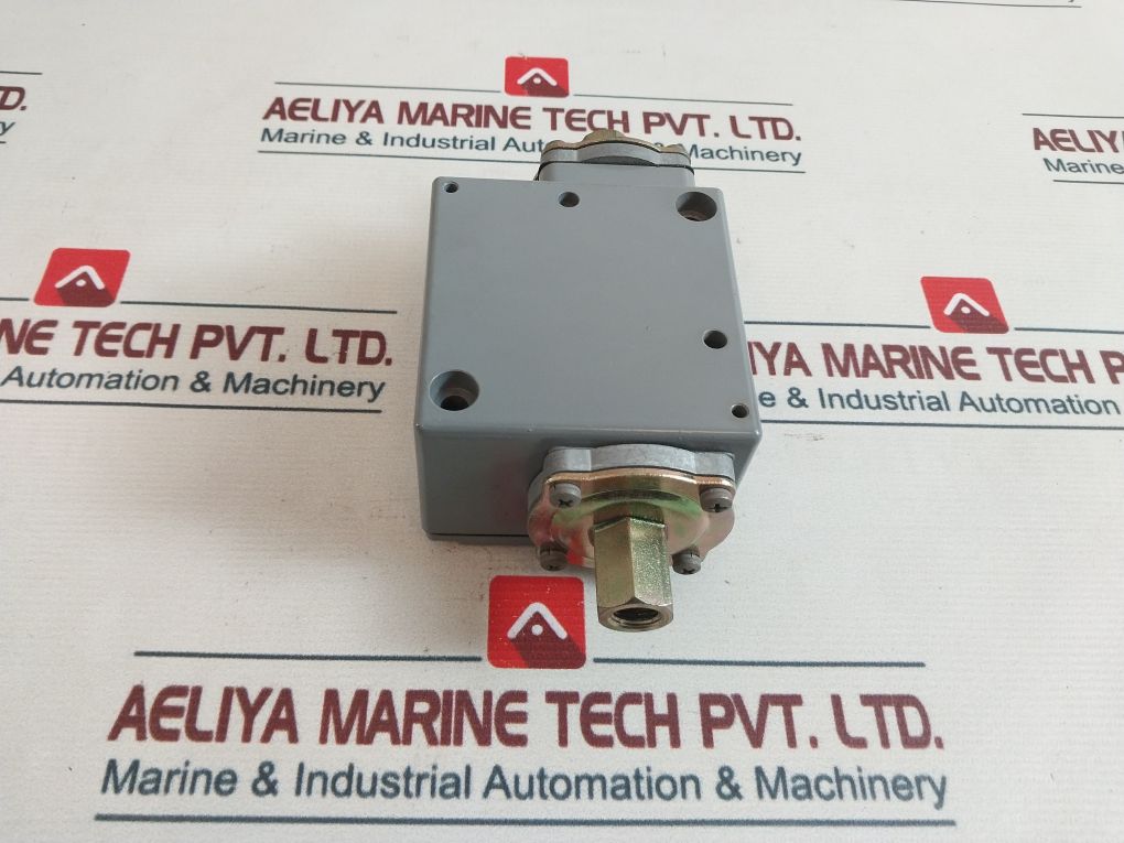 Square D Ggw-4 Differential Pressure Switch